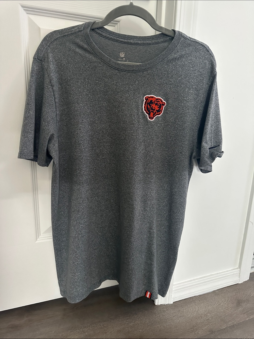 Official Nike Dry Fit Chicago Bears Men's Heather Gray Short-Sleeve Logo T-Shirt